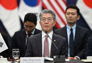 outh Korea's First Vice Foreign Minister Kim Hong-kyun (C) attends a trilateral meeting with United States Deputy Secretary of State Kurt M. Campbell and Japan's Vice Foreign Minister Masataka Okano at the Foreign Ministry in Seoul, South Korea on /Pool via REUTERS