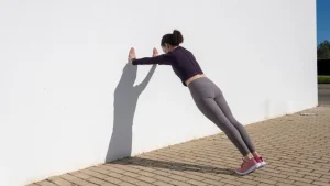 How to Work Up to Doing Full Push-Ups