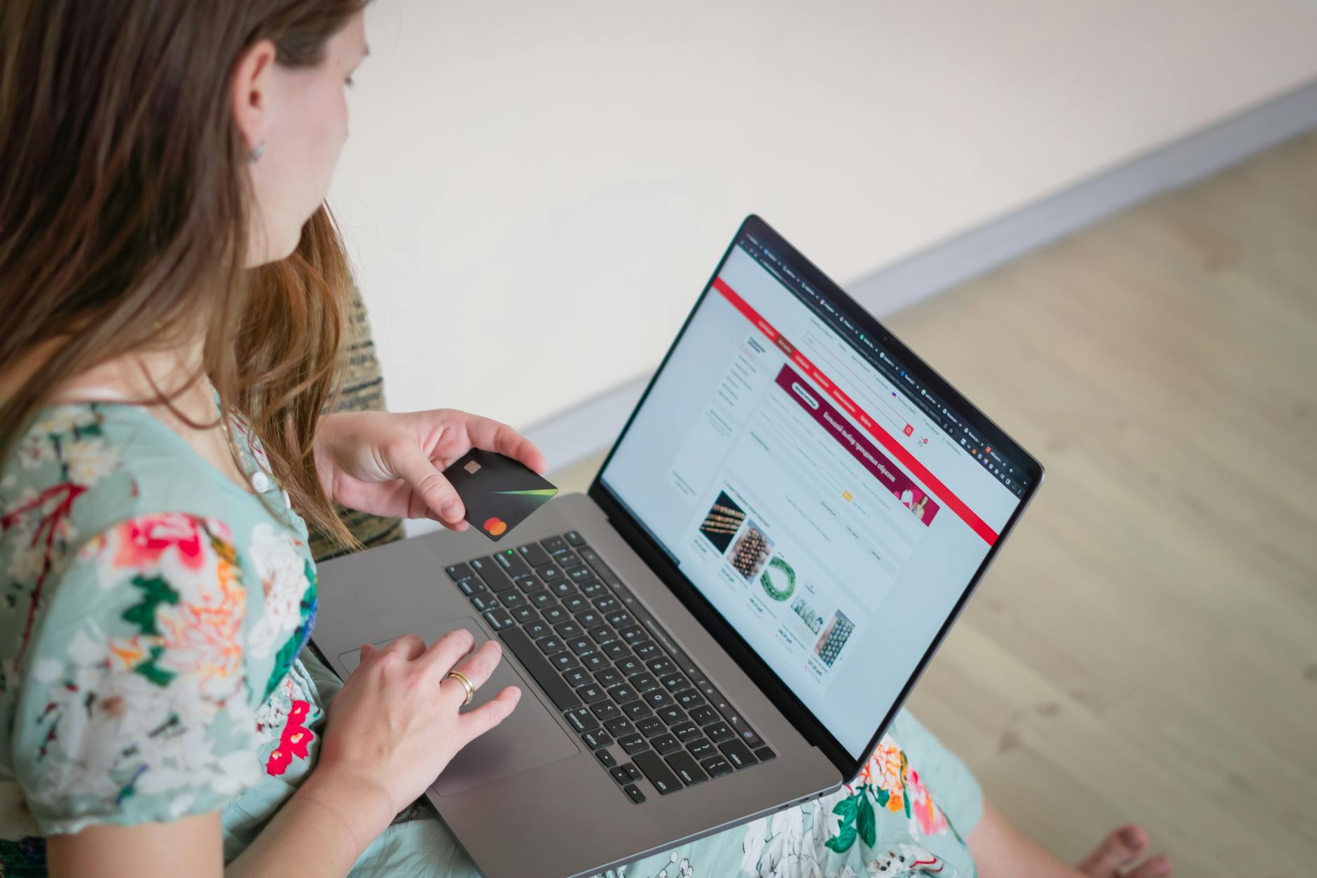 ₹52 Crore Refunds: Get Yours From E-Commerce Now 1 e-commerce consumer refund India — WhatsIssue