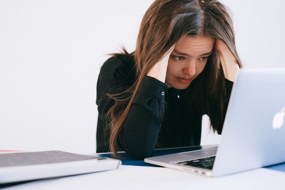 Severe job burnout - WhatsIssue