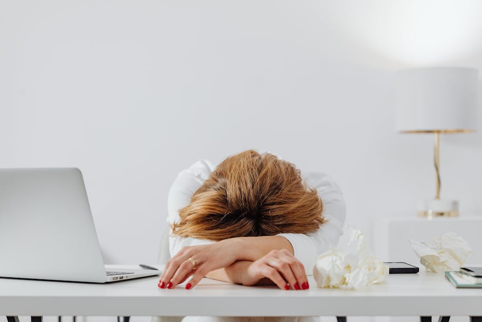 What's the Issue with Severe Job Burnout? Here's What Actually Works 1 Severe job burnout - WhatsIssue