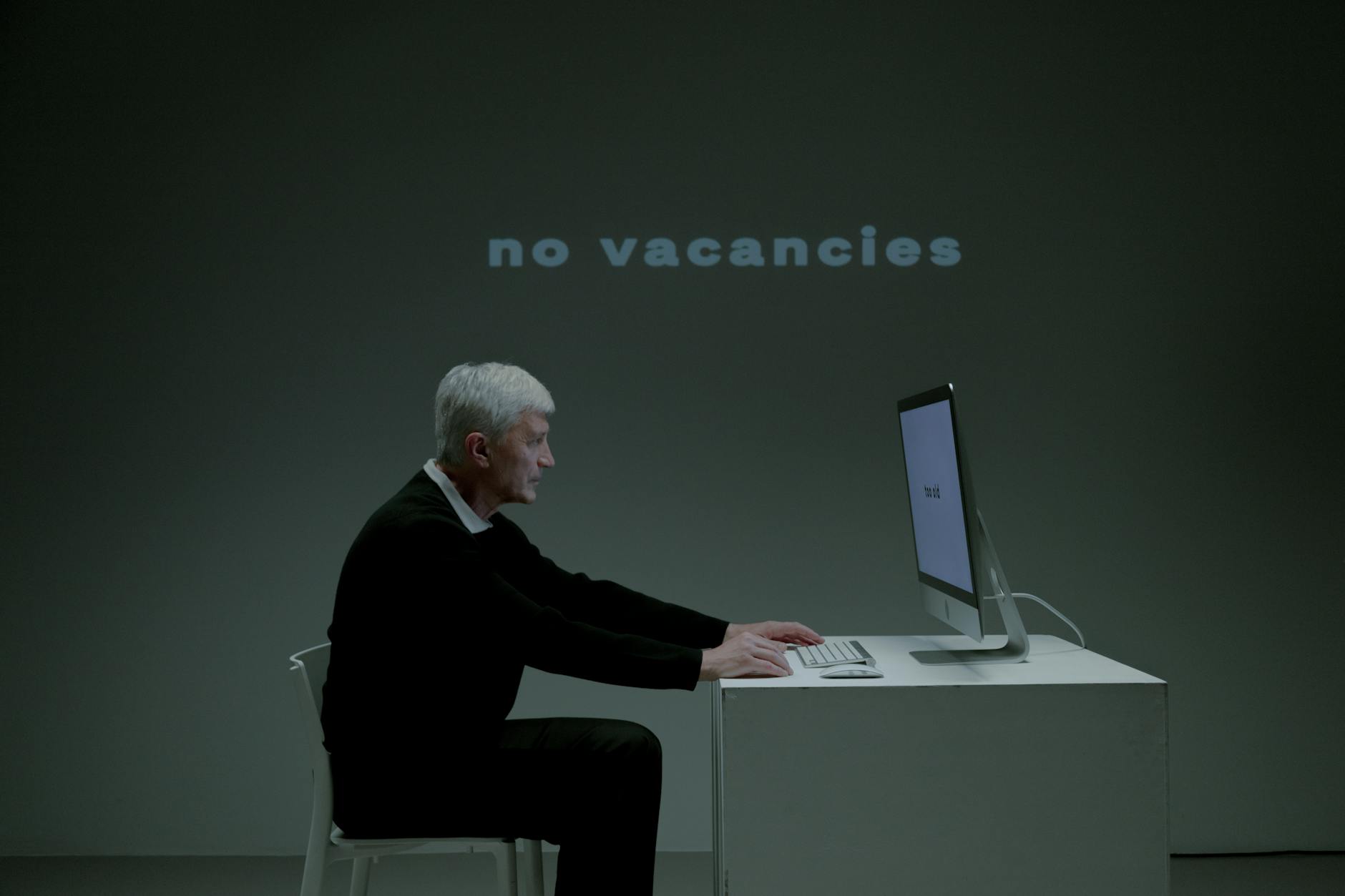 AI white-collar unemployment — WhatsIssue